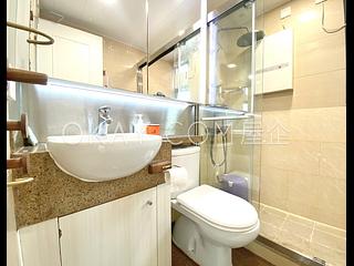 Sheung Wan - Queen's Terrace Block 2 11