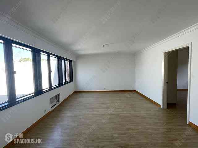 Chung Hom Kok - 19-25, Horizon Drive 02