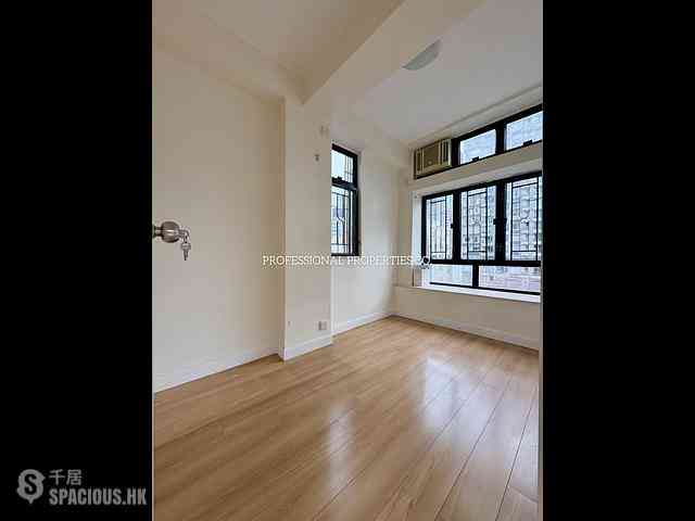 Sai Ying Pun - Western Garden 02