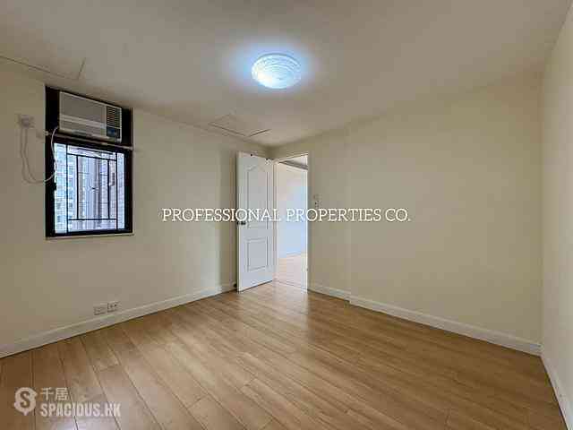 Sai Ying Pun - Western Garden 03