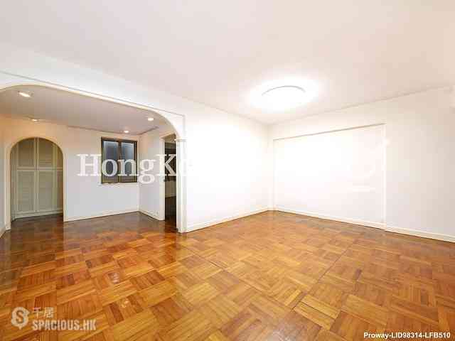 Mid Levels West - Hing Wah Mansion 04