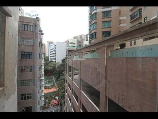 Wan Chai - Vincent Mansion 06