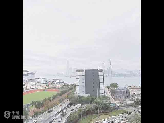 Wan Chai - The Gloucester 02