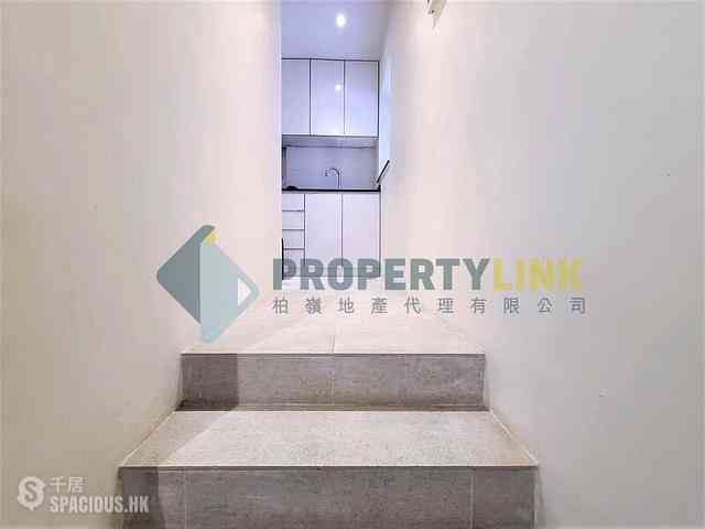 Sheung Wan - Wing Fai Building 10