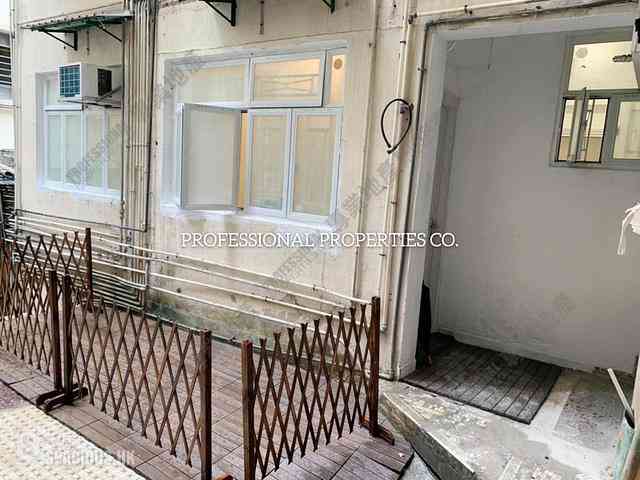 Poho - 8, Tai On Terrace 13