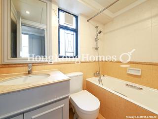 Ap Lei Chau - South Horizons Phase 4 The Oasis Berkeley Court (Block 33) 10