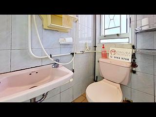 Wan Chai - 135, Queen's Road East 13