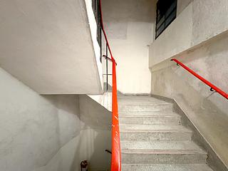 Wan Chai - 135, Queen's Road East 21