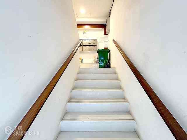 Happy Valley - 31, Sing Woo Road 15