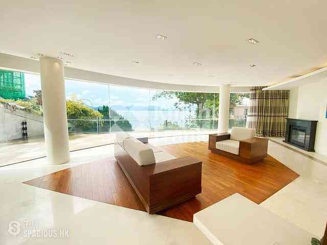 Clear Water Bay - Casa Loma 01