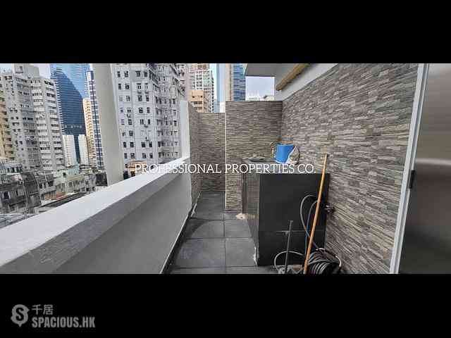 Soho - 22, Elgin Street 03