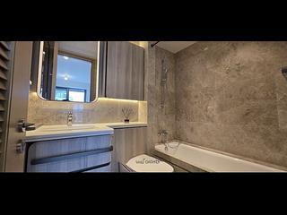 Wong Chuk Hang - The Southside Phase 4A Tower 2A 07