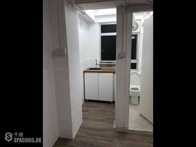 Sheung Wan - 15-17, Mercer Street 02