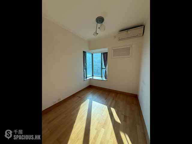 Tiu Keng Leng - Ocean Shores Phase 1 Block 5 03