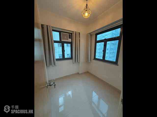 Mong Kok - Hing Wong Court 05