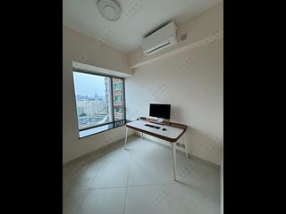West Kowloon - Sorrento 06