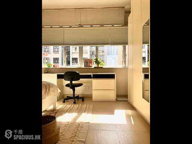 Sheung Wan - 21, Bonham Strand West 07