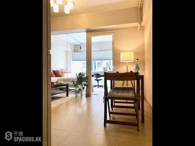 Sheung Wan - 21, Bonham Strand West 11