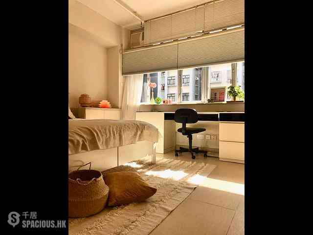 Sheung Wan - 21, Bonham Strand West 12