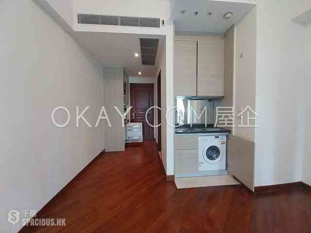 Wan Chai - The Avenue Phase 2 Block 3 04