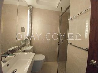 Wan Chai - The Avenue Phase 2 Block 3 07