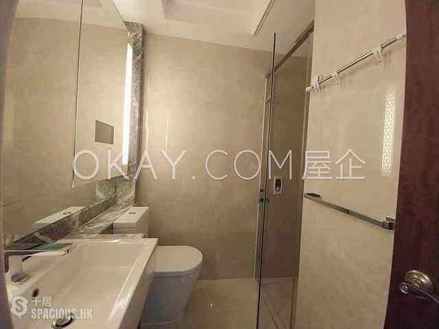 Wan Chai - The Avenue Phase 2 Block 3 07