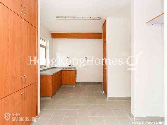 Jardines Lookout - 111, Mount Butler Road 09