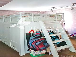 Chung Hom Kok - Villa Piubello 06