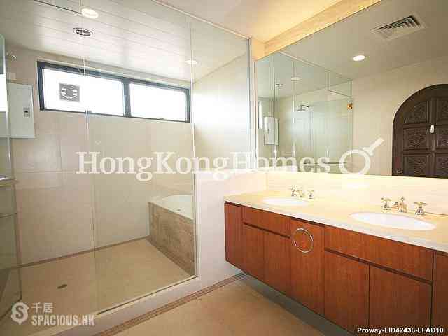 Chung Hom Kok - Casa Del Sol 07