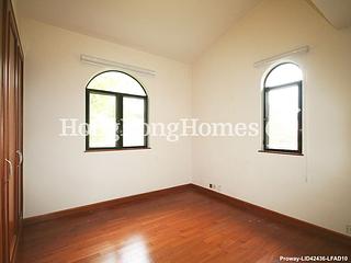 Chung Hom Kok - Casa Del Sol 09