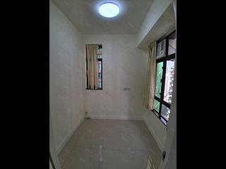 Mid Levels Central - Good View Court 02