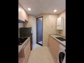 Mid Levels Central - Good View Court 04