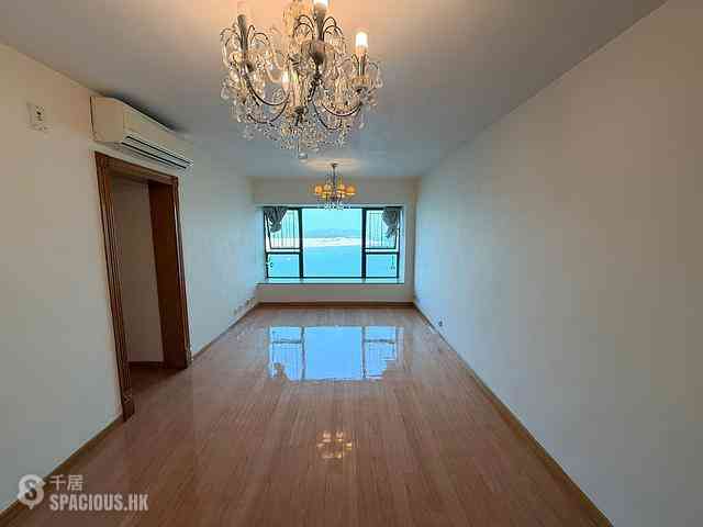Siu Sai Wan - Island Resort Block 9 04