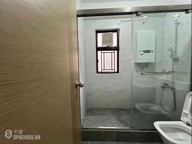 Sai Ying Pun - Kwong Fung Terrace 06
