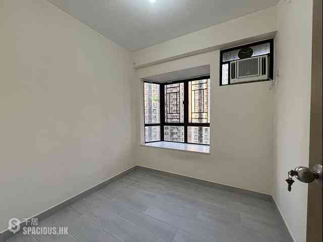 Sai Ying Pun - Kwong Fung Terrace 08