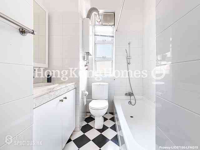 Pok Fu Lam - Bisney Villas 09
