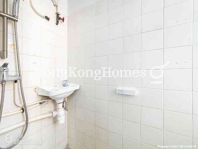 Pok Fu Lam - Bisney Villas 11
