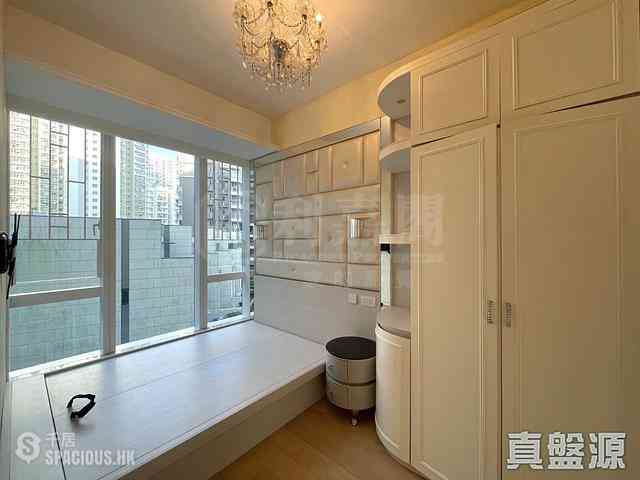 Tseung Kwan O - Monterey Block 9B 03
