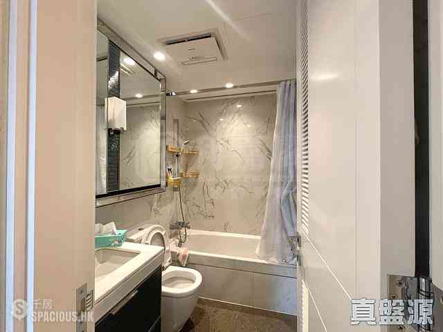 Tseung Kwan O - Monterey Block 9B 06