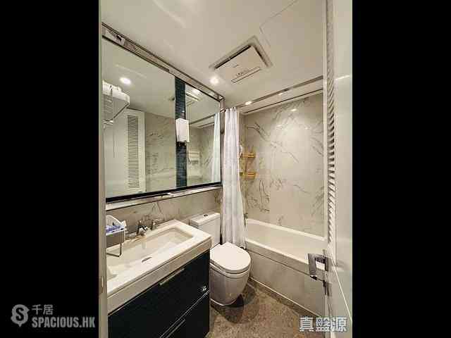 Tseung Kwan O - Monterey Block 9B 07