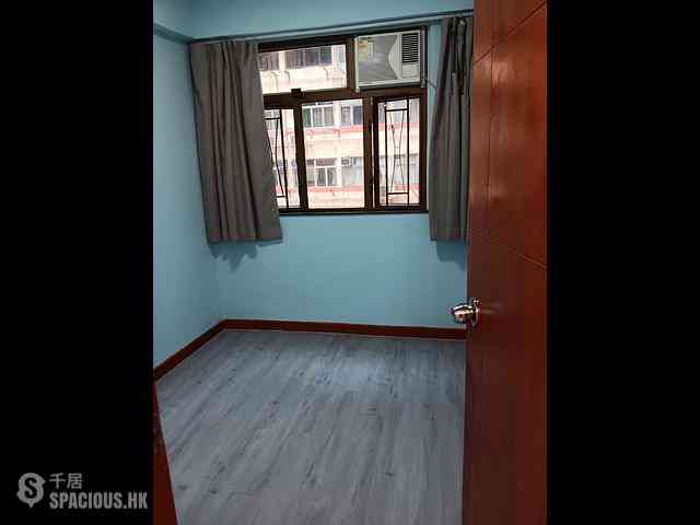 Sai Ying Pun - Ming Hing Building 04