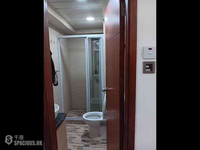 Sai Ying Pun - Ming Hing Building 06