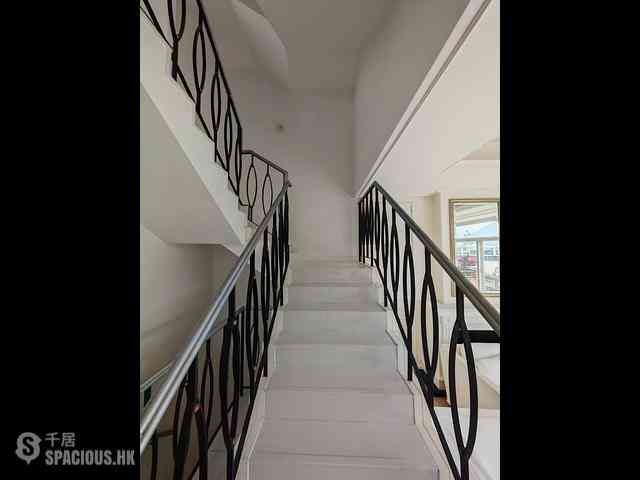 Ting Kok - The Beverly Hills Phase 1 Boulevard du Lac (Sixth Avenue) 05