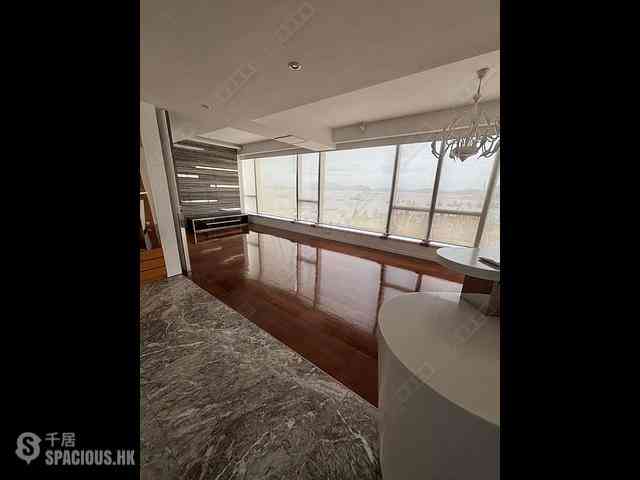 West Kowloon - The Cullinan 01
