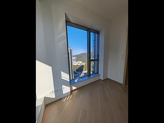 Lohas Park - Lohas Park Phase 11C Villa Garda II Tower 2A 06