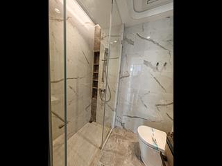 Lohas Park - Lohas Park Phase 11C Villa Garda II Tower 2A 07