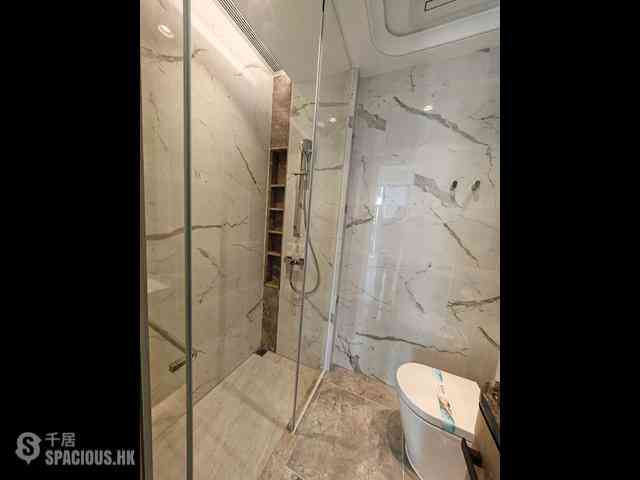 Lohas Park - Lohas Park Phase 11C Villa Garda II Tower 2A 07