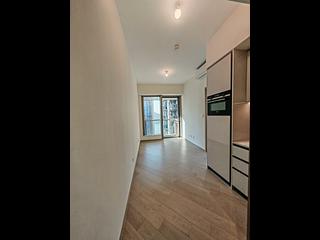 Lohas Park - Lohas Park Phase 11C Villa Garda II Tower 2A 10