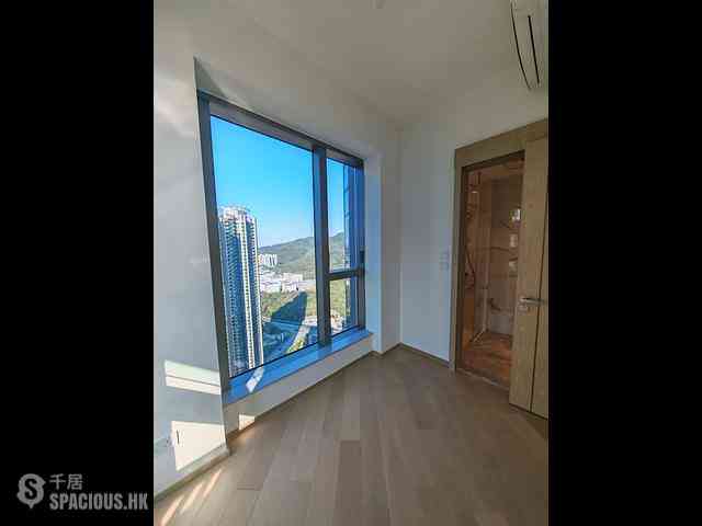 Lohas Park - Lohas Park Phase 11C Villa Garda II Tower 2A 12