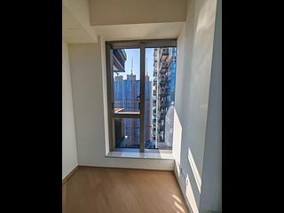 Lohas Park - Lohas Park Phase 11C Villa Garda II Tower 2A 14